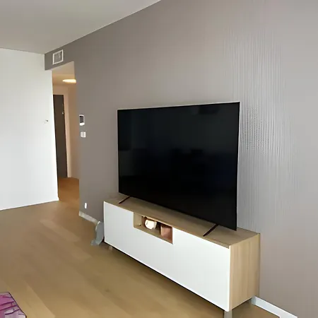 Brand New,luxury, Garage Parking * براتسيلافا